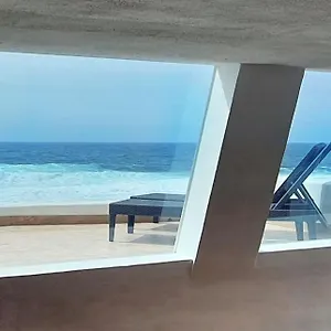 https://casa-azul-la-santa.in-canary-islands.com